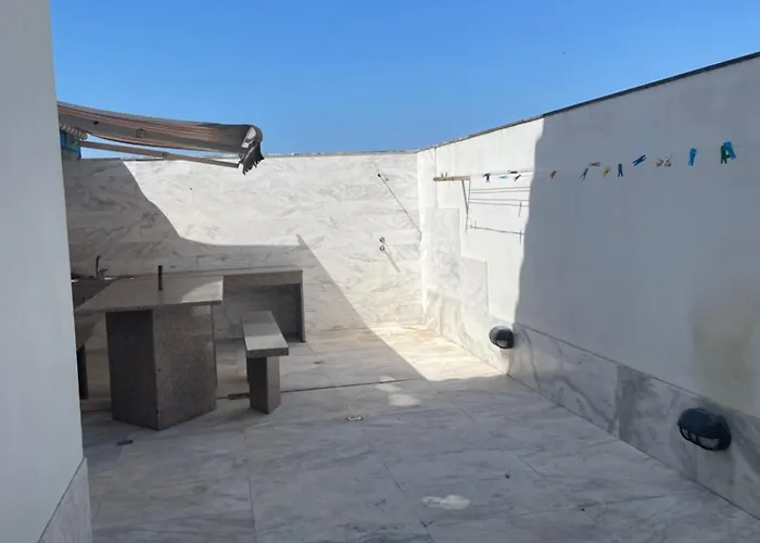 Dorms & Doubles ペニシェ