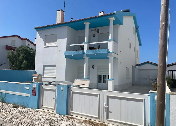 別荘 Dorms & Doubles *