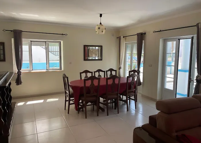 Dorms&doubles Hébergement de vacances Peniche