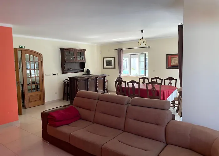 別荘 Dorms & Doubles